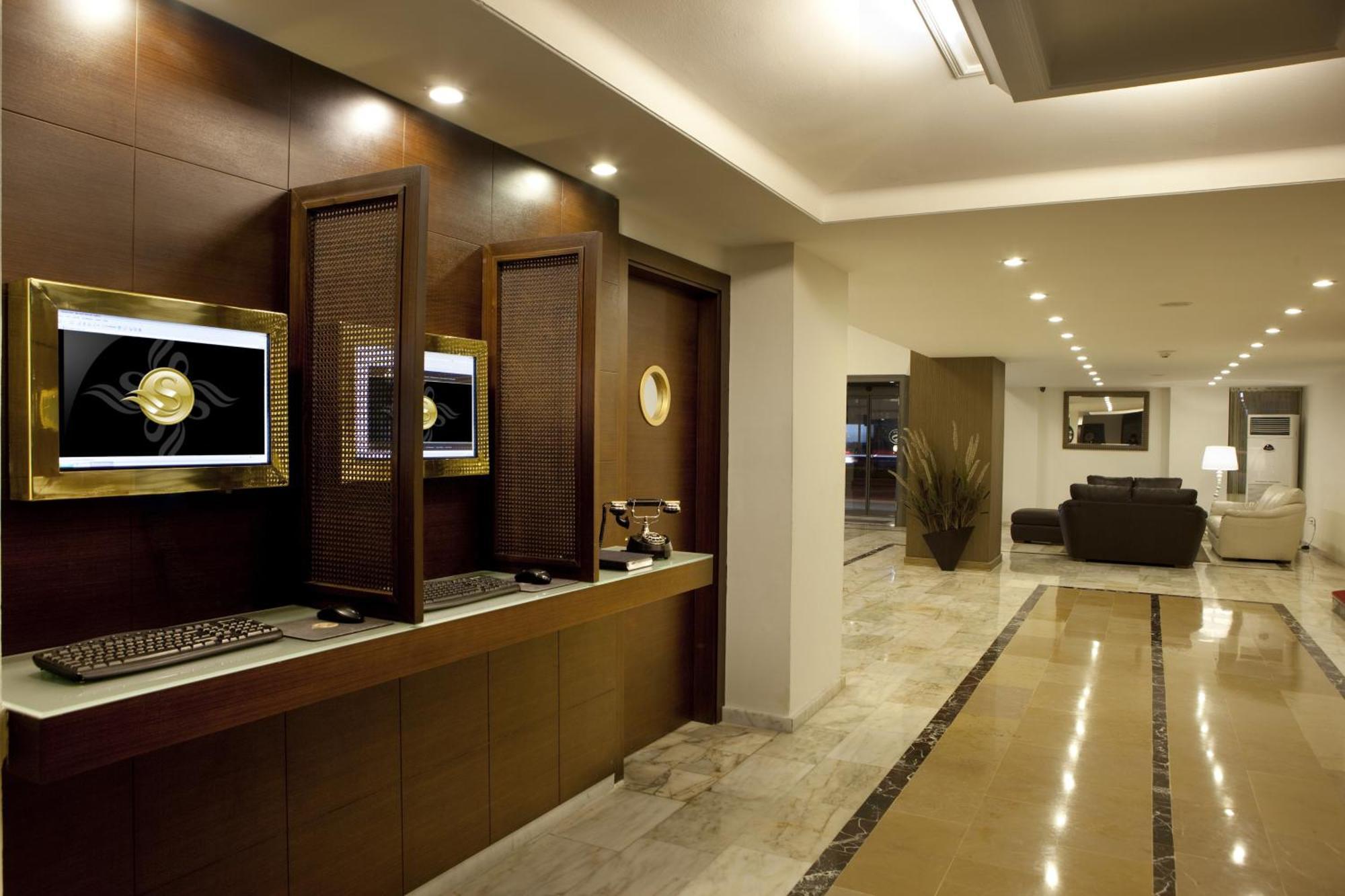 Susuzlu Atlantis Hotel Izmir Bagian luar foto