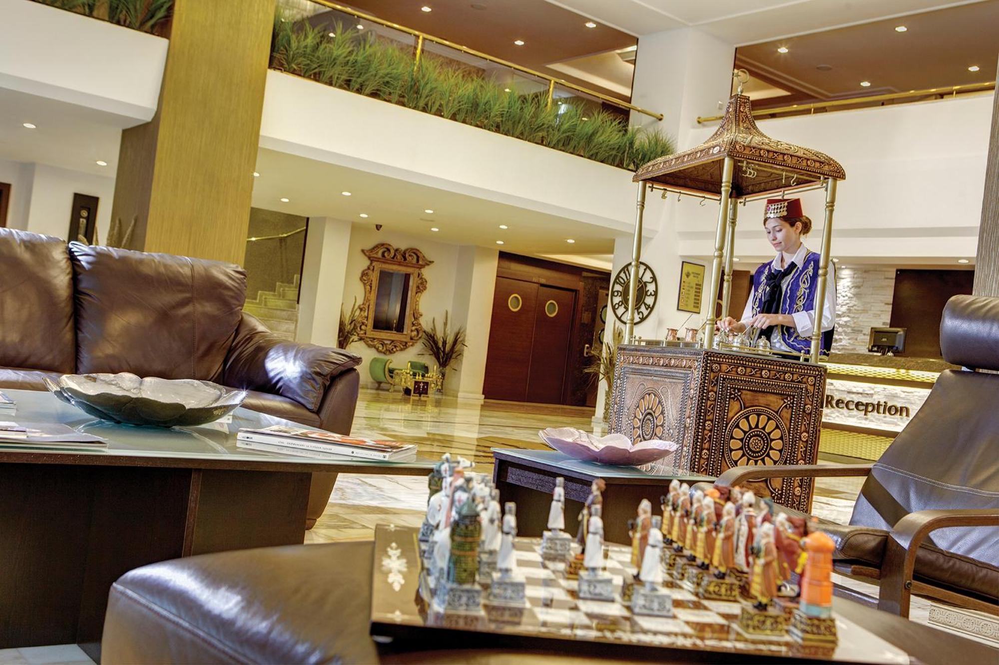 Susuzlu Atlantis Hotel Izmir Bagian luar foto