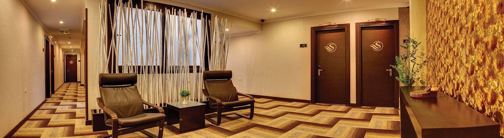 Susuzlu Atlantis Hotel Izmir Bagian luar foto